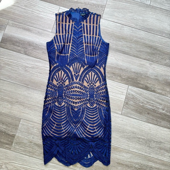 BARDOT Revolve Alice Dress Nacy Blue Tan MIDI Dress Size Small - Picture 6 of 13